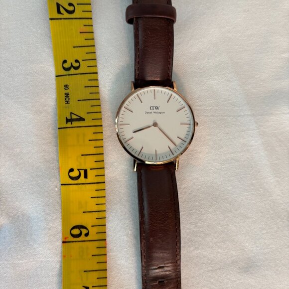 Daniel Wellington Classic Watch - Picture 3 of 4